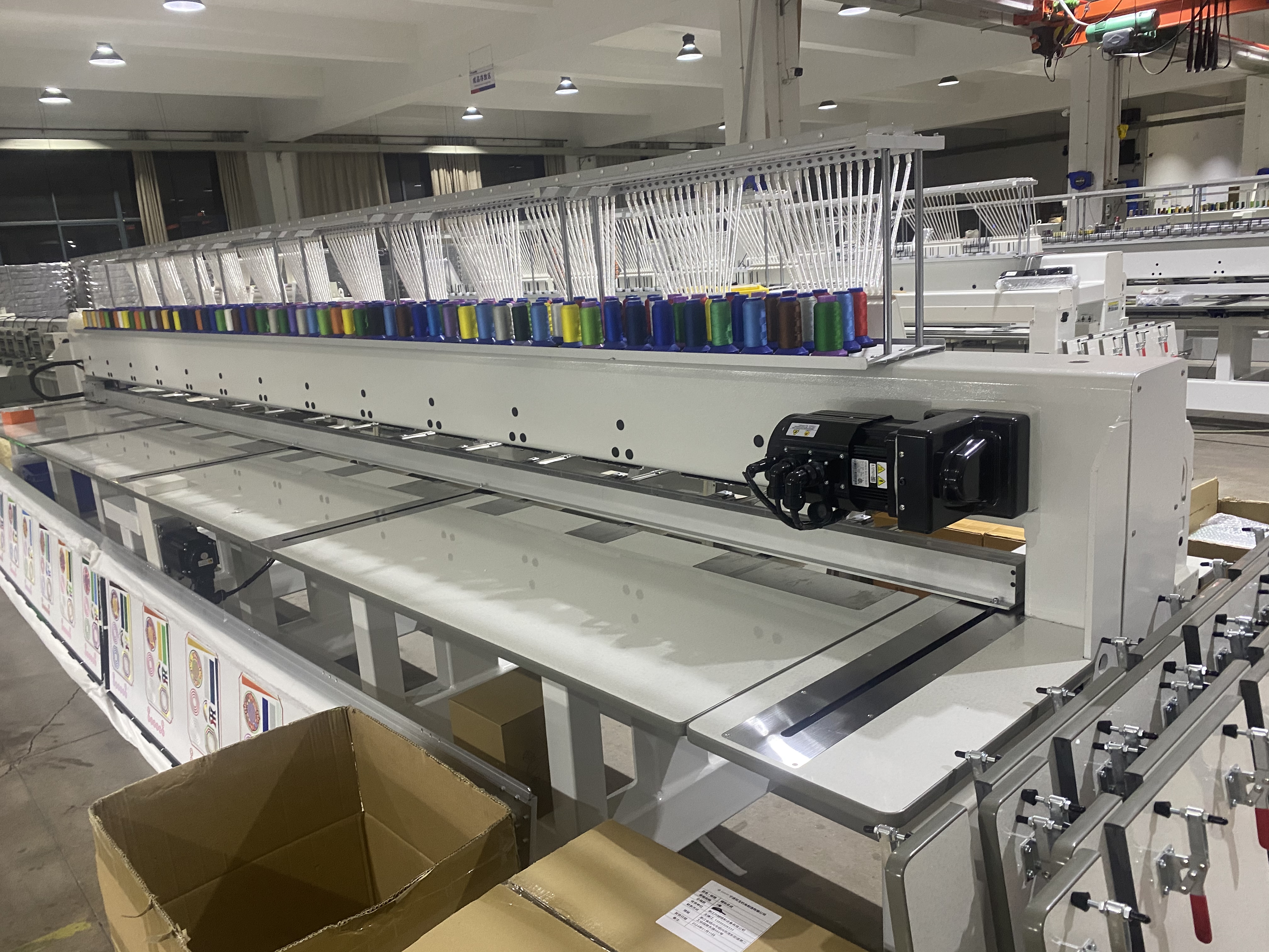 High Quality Britex BR-1512 12 Heads 15 Needles Computer Embroidery Machine 15 Needle 12 Head Embroidery Machine