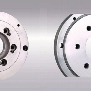 Flange for chuck