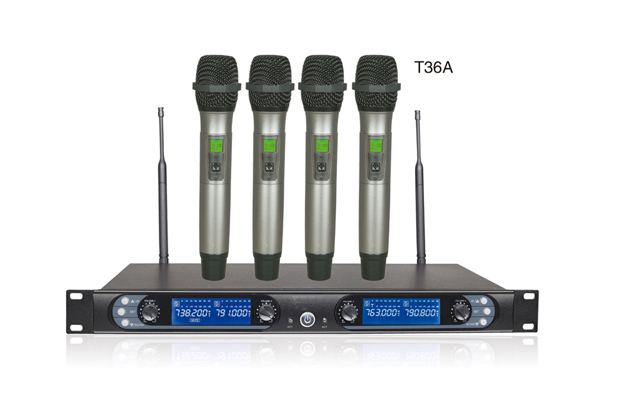 Micrófonos inalámbricos de cuatro canales 8845C s