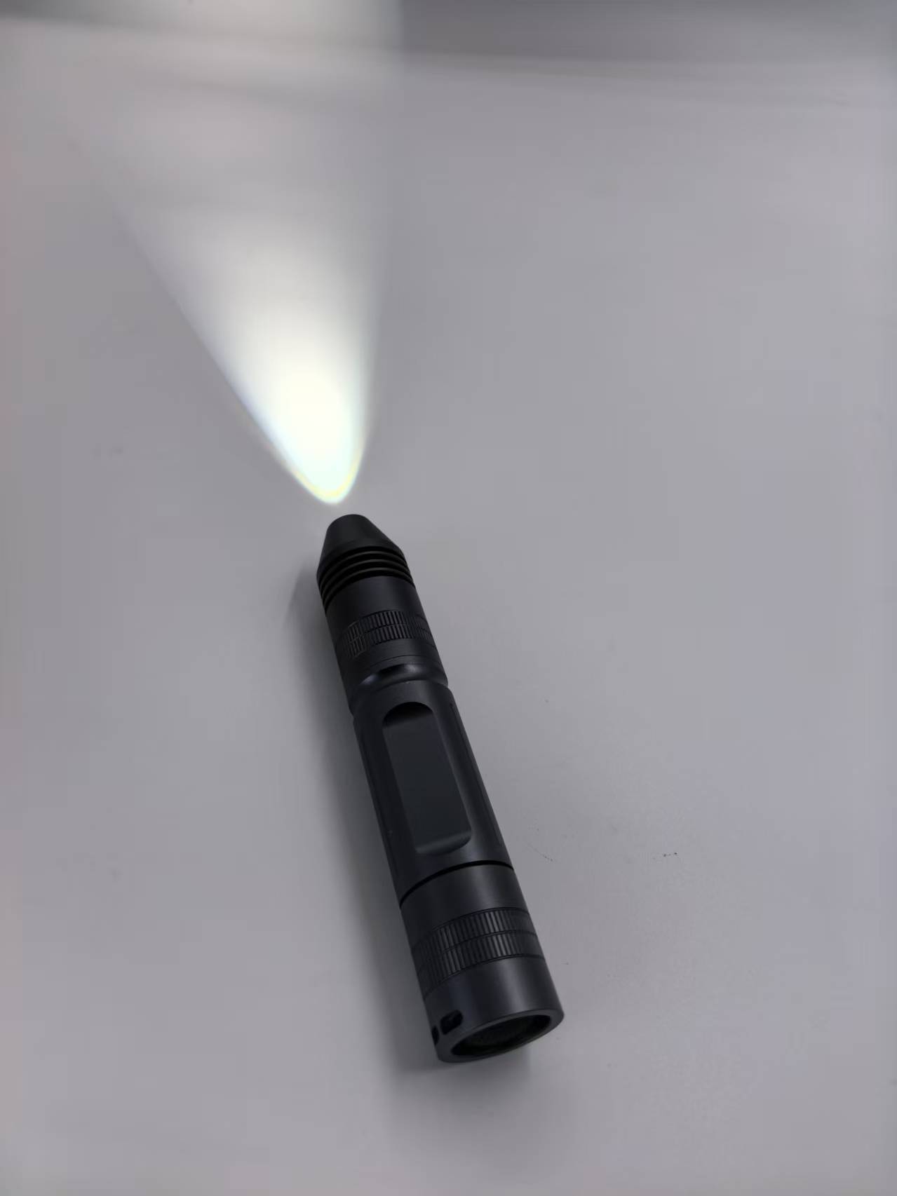 Portable Endoscope LED Light Handle / Light Source 10W Rechargeable Battery