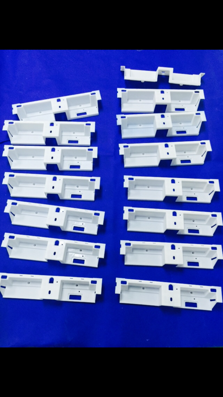 Plastic prototyping by vacuum casting process
