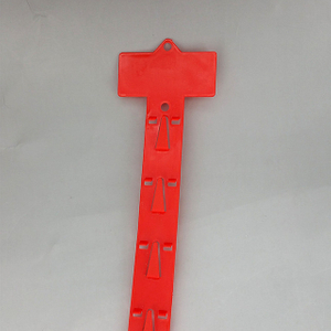 HS61530T14 Plastic PP Retail Hanging Merchandising Clips Strips W3cm Products Display For Supermarket Store Promotion L615mm In Red