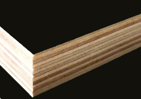 Madera contrachapada con cara de película