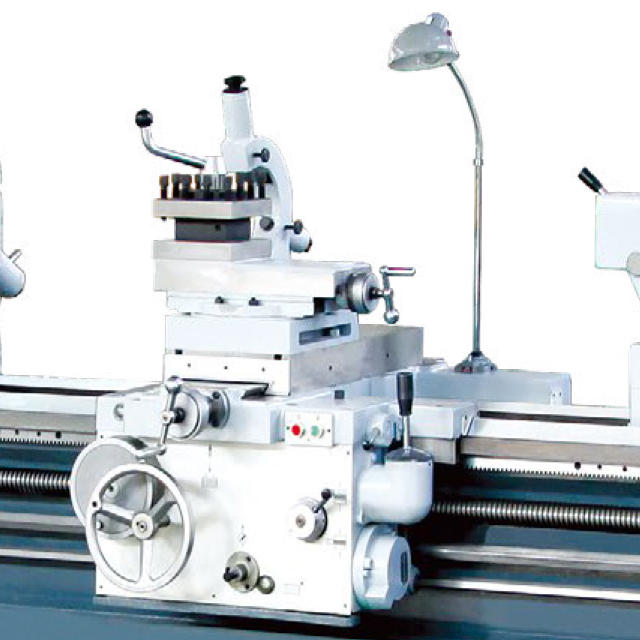 LW Heavy Duty Lathe