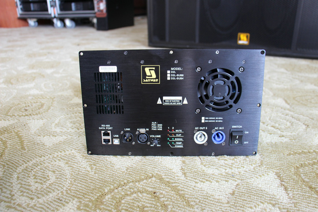D2L 2 Channel Class D 900W Módulo Amplificador com DSP