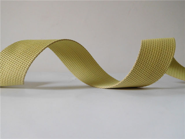 Flame retardant aramid fiber webbing for industry