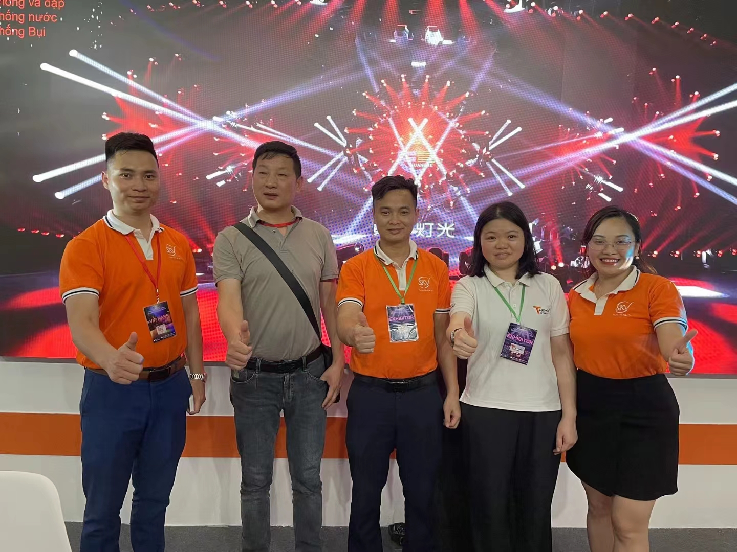 ellipsoidal light Luz de la etapa LED