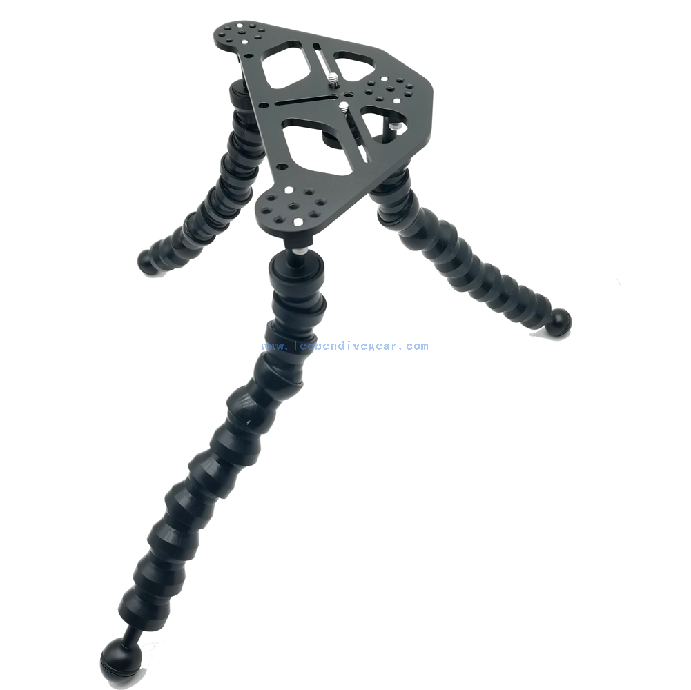 Leoben Underwater Camera Tripod Tray with Flex Arm Legs 