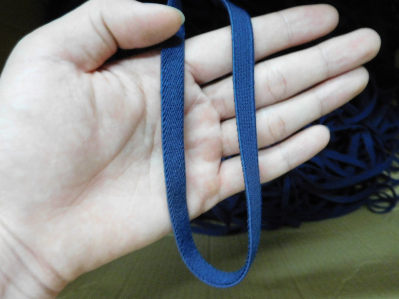 1CM宽松紧带 颜色齐全 质优价廉的服装辅料