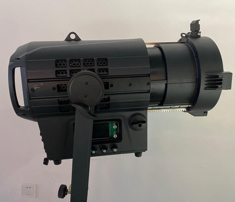 fresnel 600W LED Fresnel