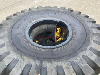 4110002092 26.5-25-28PR-E-3/L-3 China Top Brand Guizhou QJ Tire for SDLG Wheel Loader L975F