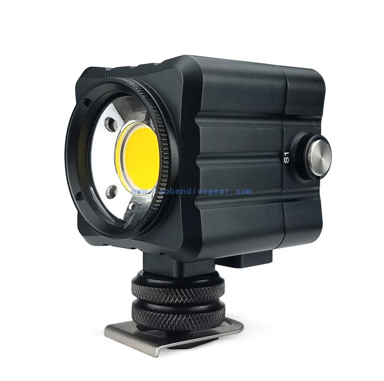 3000 LM Underwater Photo Video Mini Flash Dving Light for Action Cameras