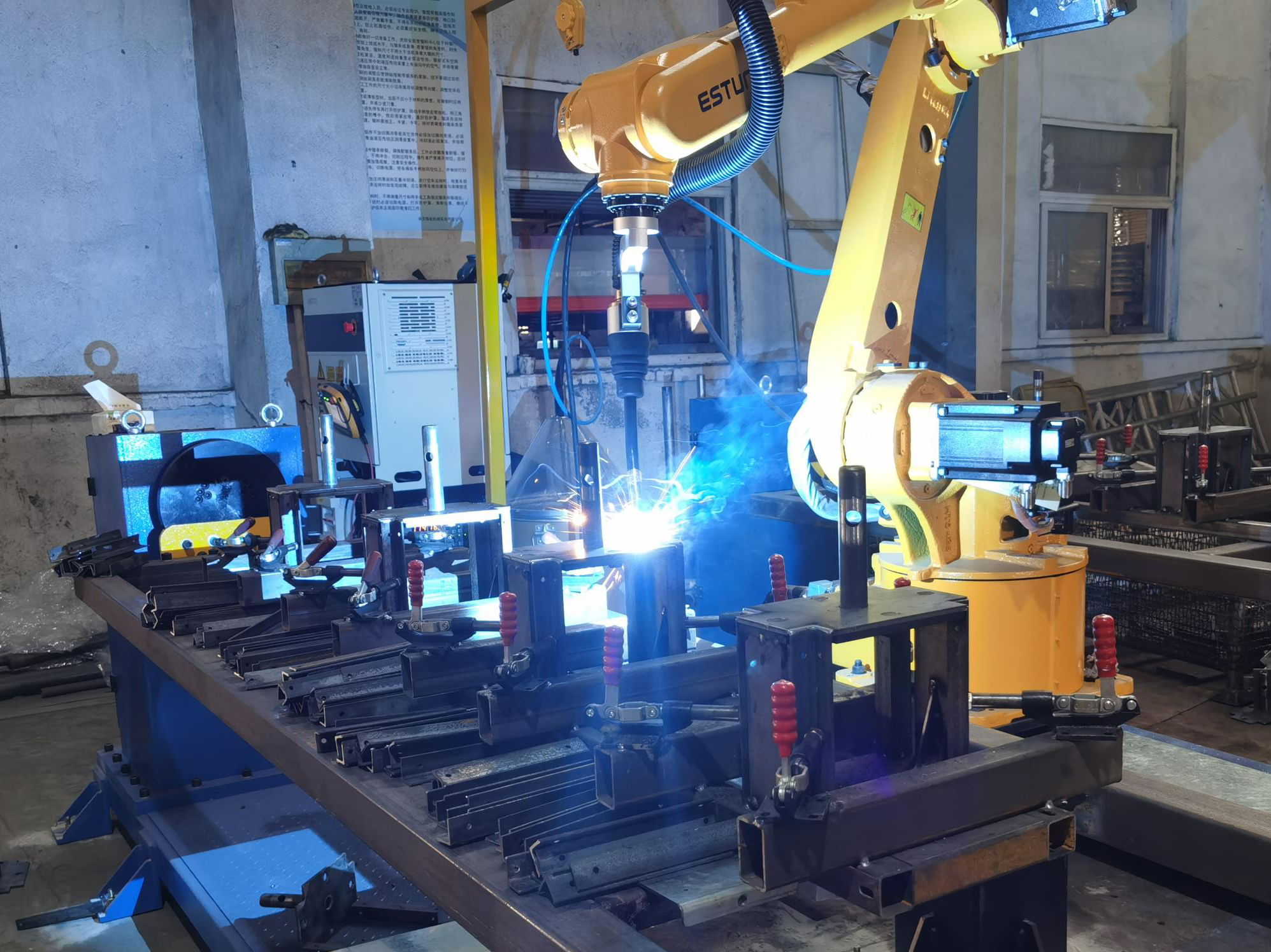 ¿Qué tal la cabeza fija de acero soldada por robots?