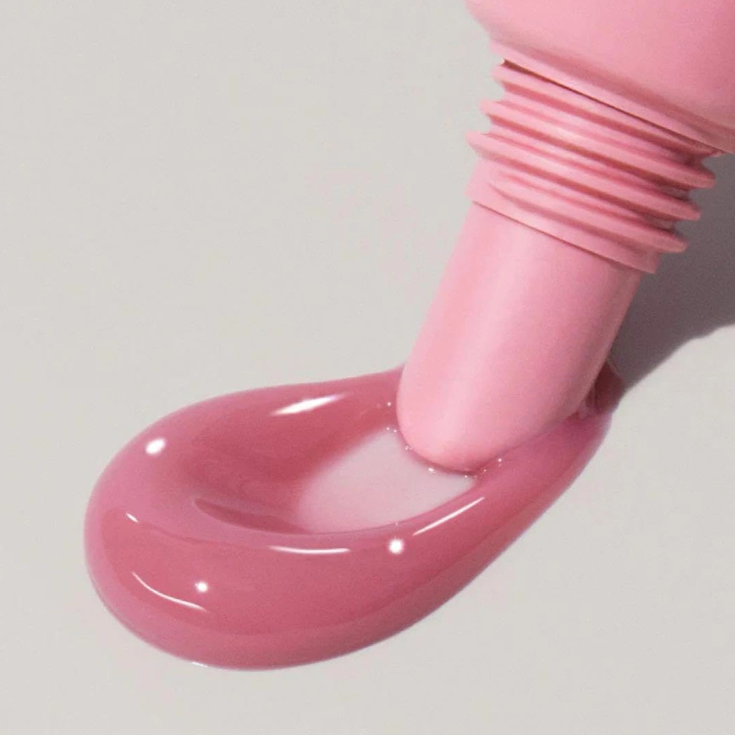 رنگ لب پپتید