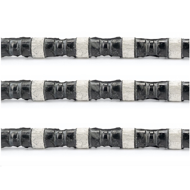 Por que usar serra de fio diamantado para corte de concreto