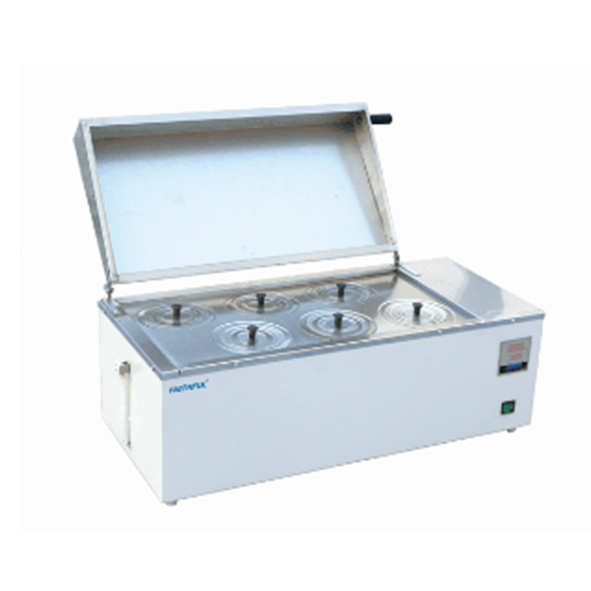 Thermostatic water tank