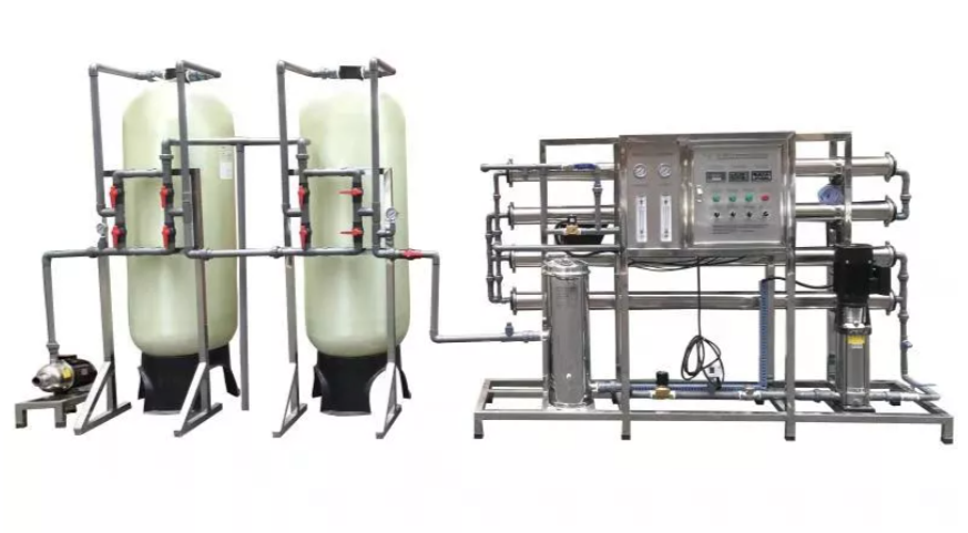 Reverse Osmosis Systems For Industrial Drinking Water Filtration أنظمة التناضح العكسي لترشيح مياه الشرب الصناعية