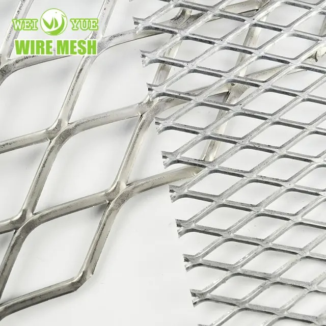expanded metal mesh mřížka z tahokovu