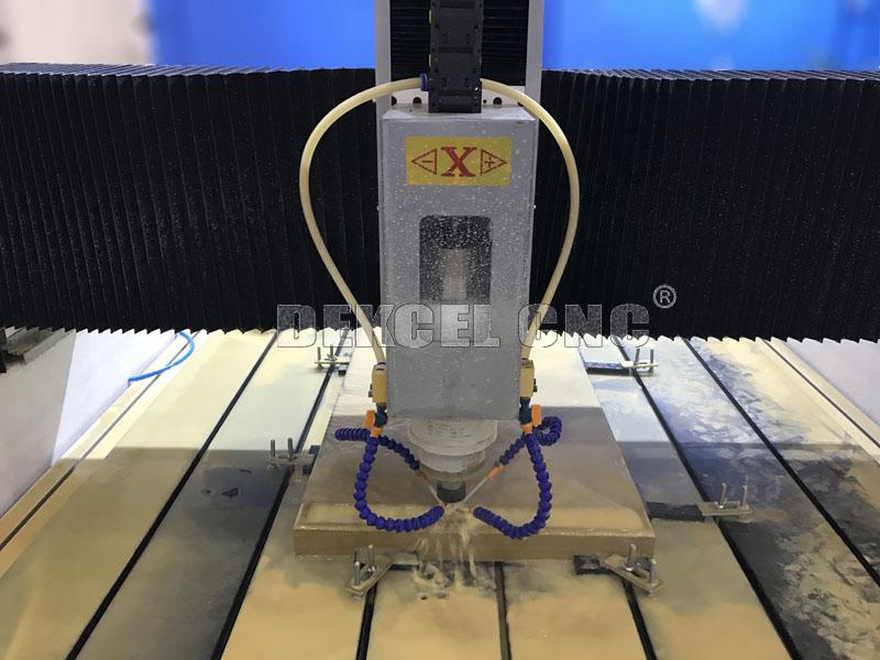 water spindle of stone engraving cnc router eje de rotación del agua del ranurador de piedra del CNC del grabado
