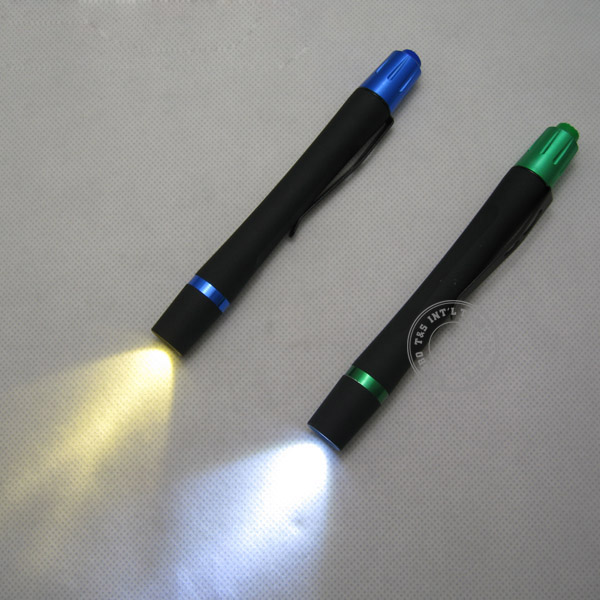 Diagnostic LED Medical penlight with cool white light or yellow light 