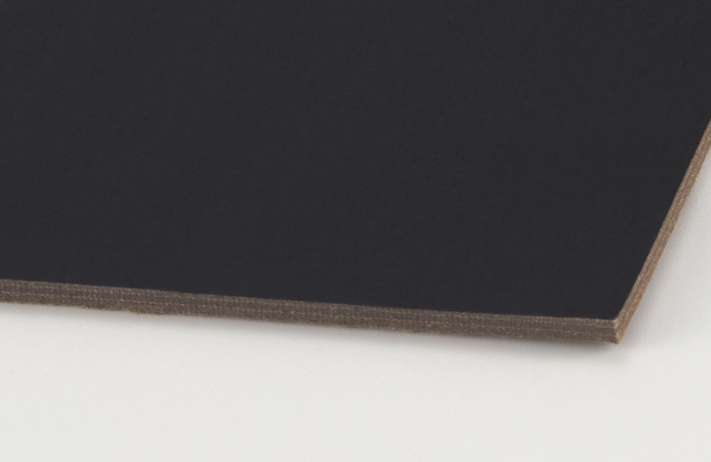 black cardboard كرتون أسود