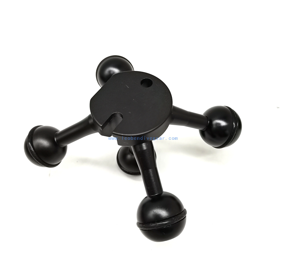 Underwater Quad Ball Adaptor Kit with 2 Ball Adaptors