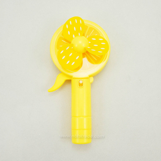 No Battery Plastic Squeeze Mini Fan with Cooling Sprayer