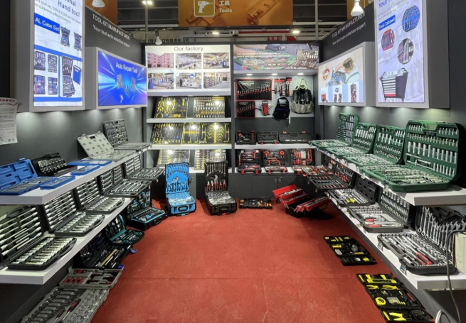 Newstar Hardware na izložbi