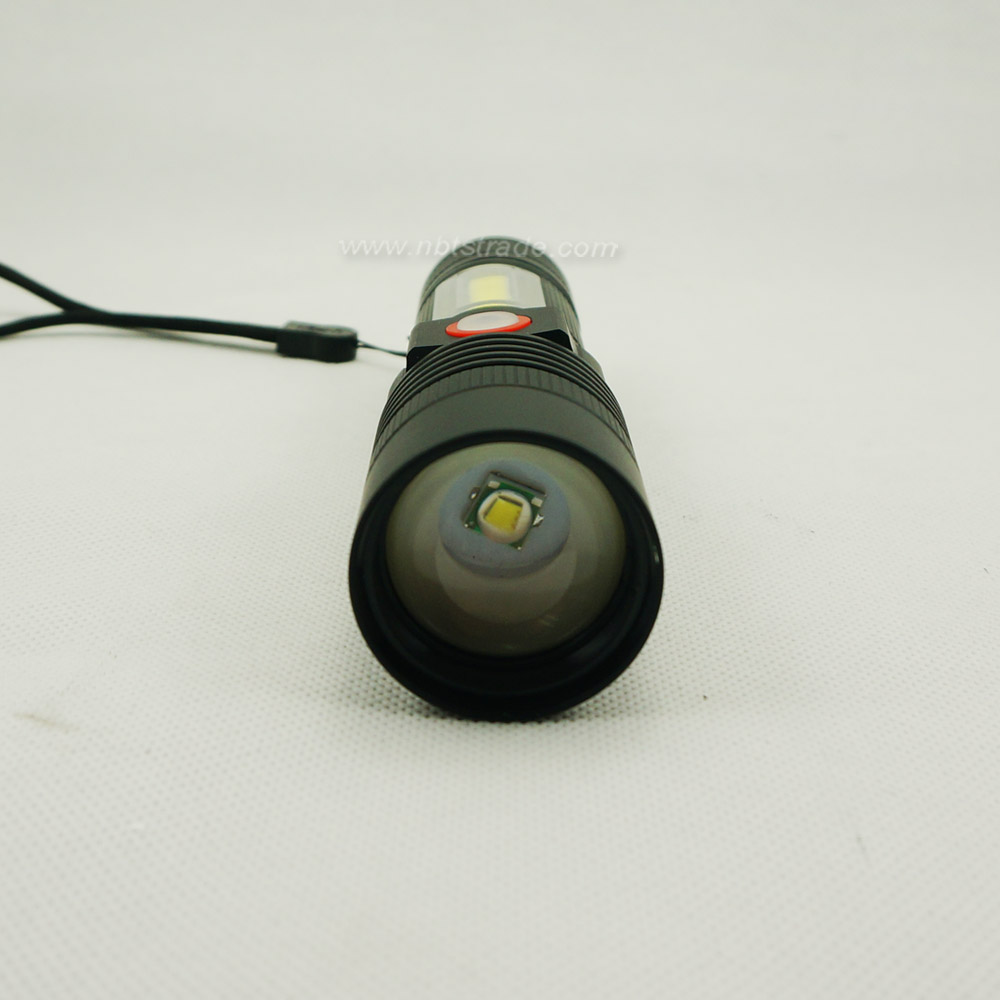 USB Rechargeable High Power LED Flashlight with Flood Light