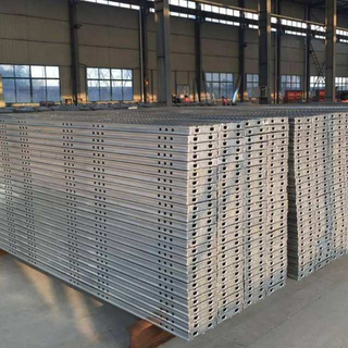 BS1139 Plank de acero galvanizado para la construcción 