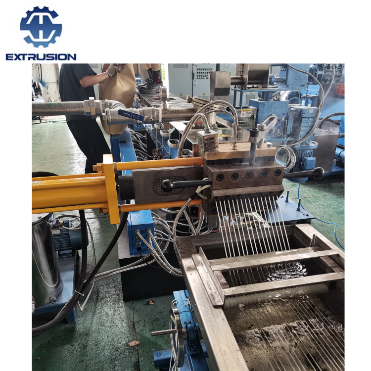 南京海思供應(yīng)工程改性料雙螺桿擠出機(jī)