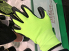 NEW WINTER GLOVE