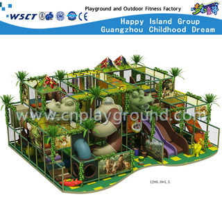 Aire de jeux intérieure pour enfants avec thème forestier