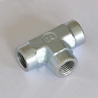 Female Pipe Tee 5605 Female pipe thread (lahat ng tatlong dulo) SAE 140438 aeroquip fittings