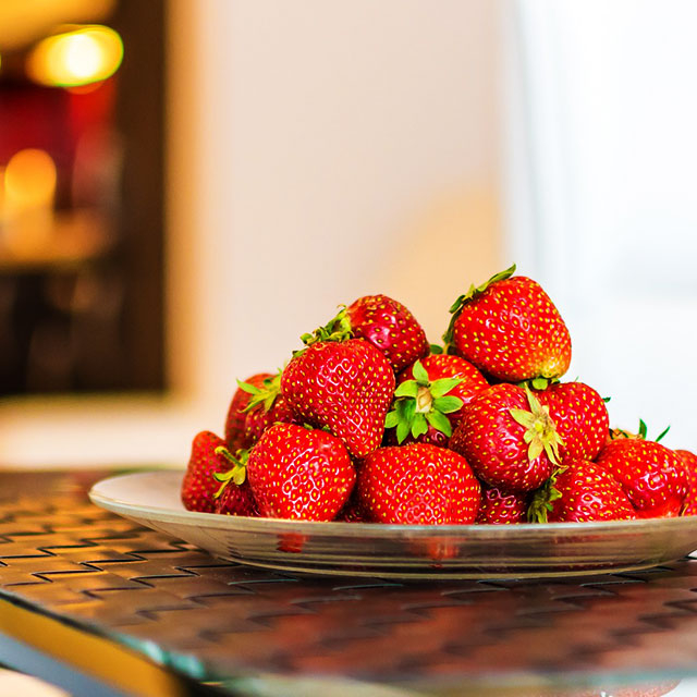新鲜的草莓，为您提供新鲜水果1