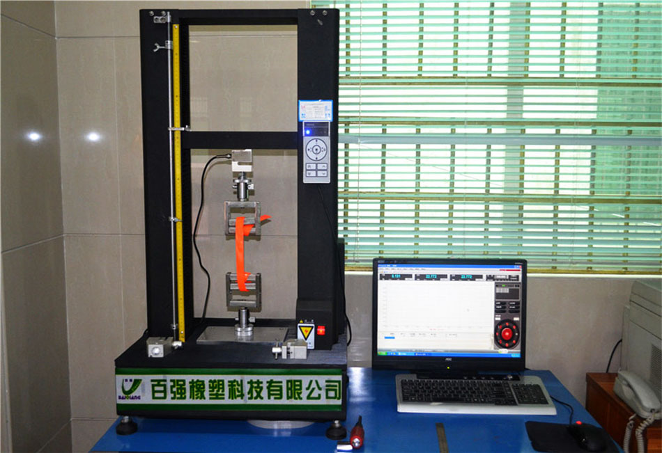 百强橡塑-专配测试 军用腰带 拉力，确保达标