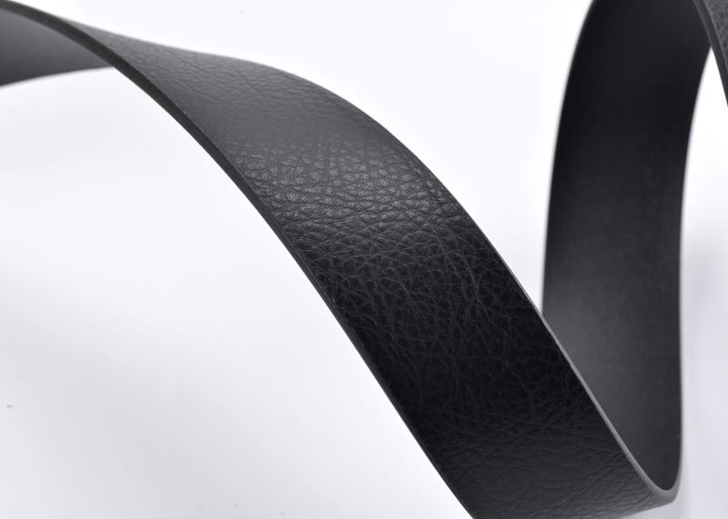 百强橡塑-全能皮腰带长时间使用，带身不变形，边角整齐