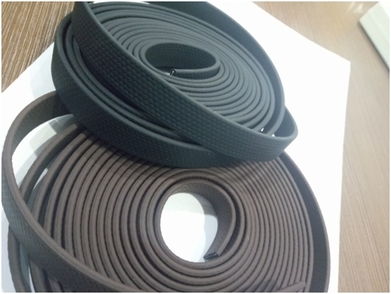 Q8L61MUG(GC`02(]JRRIK7Q