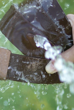 百强橡塑-全能皮腰带，时尚腰带，男士腰带-淋水测试完好无损，一擦即干