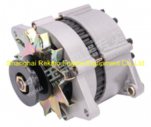 Yuchai engine parts charged alternator E12Y1-3701100