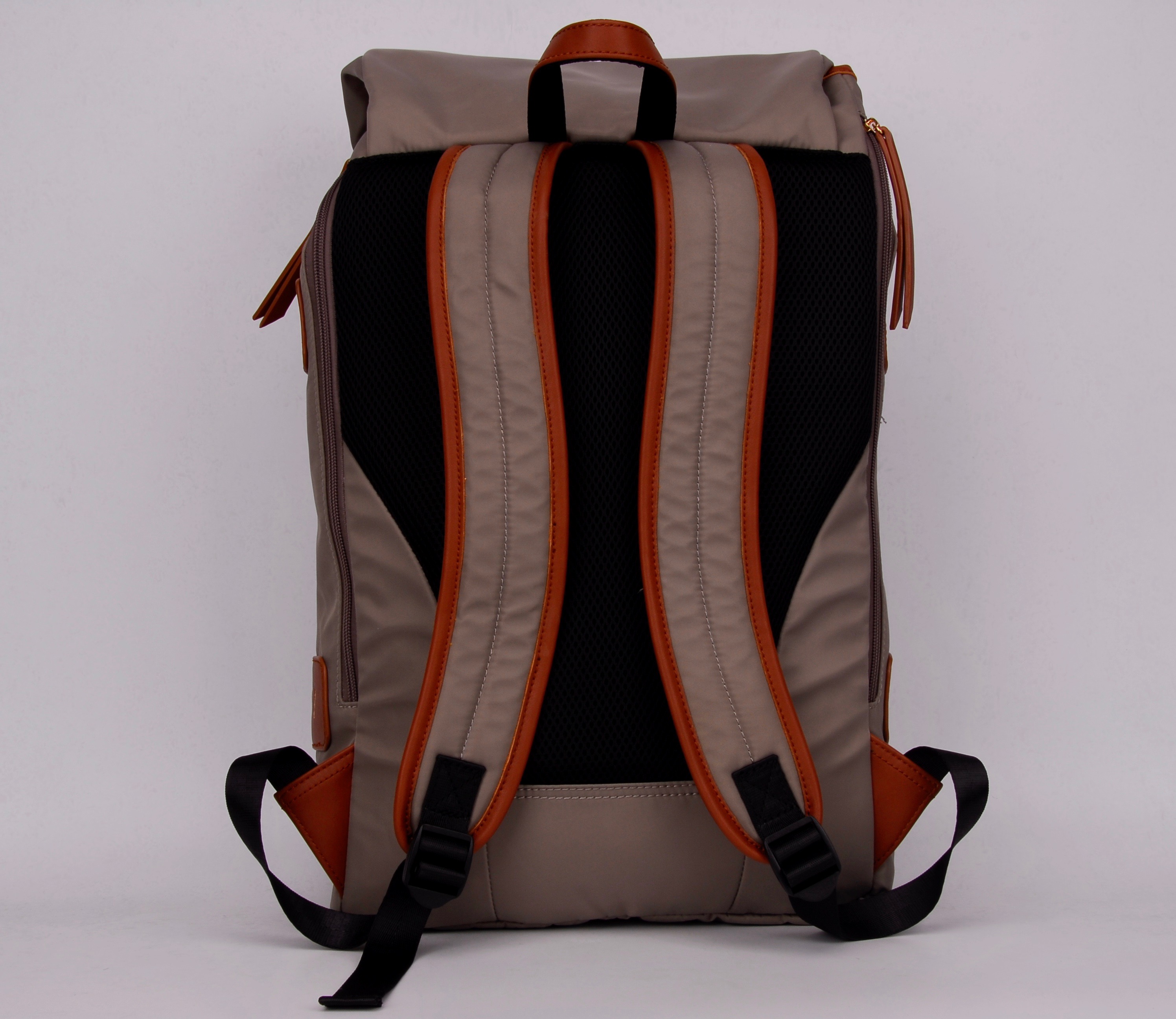 Women nylon traveling backpack