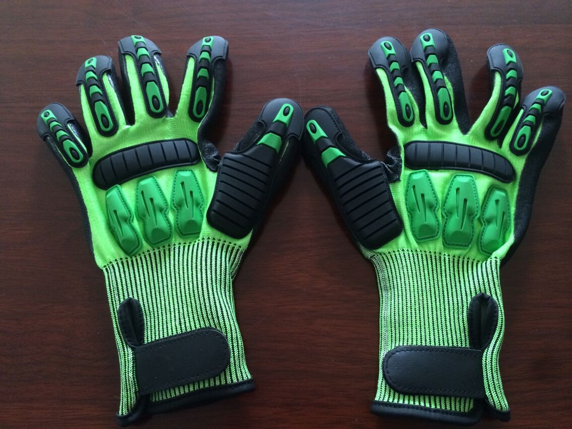 TPR NITRILE SANDY FINISH CUT RESISTANCE GLOVES