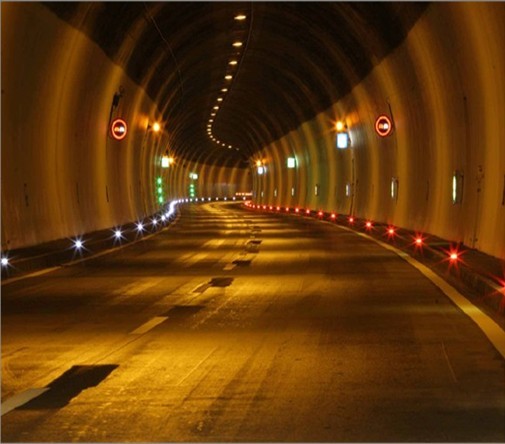 Espárrago atado con alambre de aluminio del camino del LED usado en el tunel