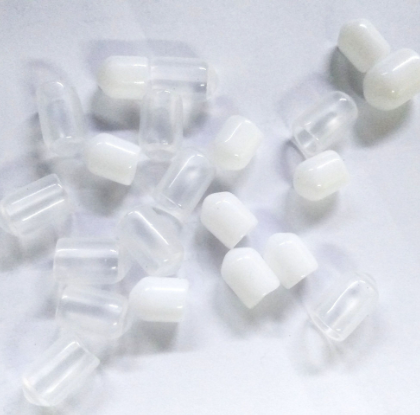 Plastic Clear Caps5