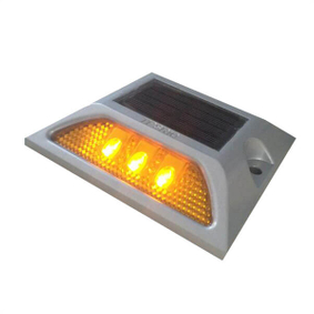 Solar road marker