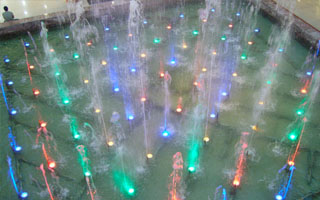 CLuj iuliusmall indoor music fountain