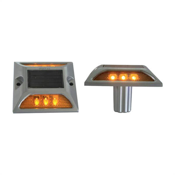 Solar aluminum road stud