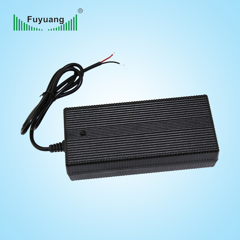 High-power 24V6A Power Adapter with Level VI Efficiency 