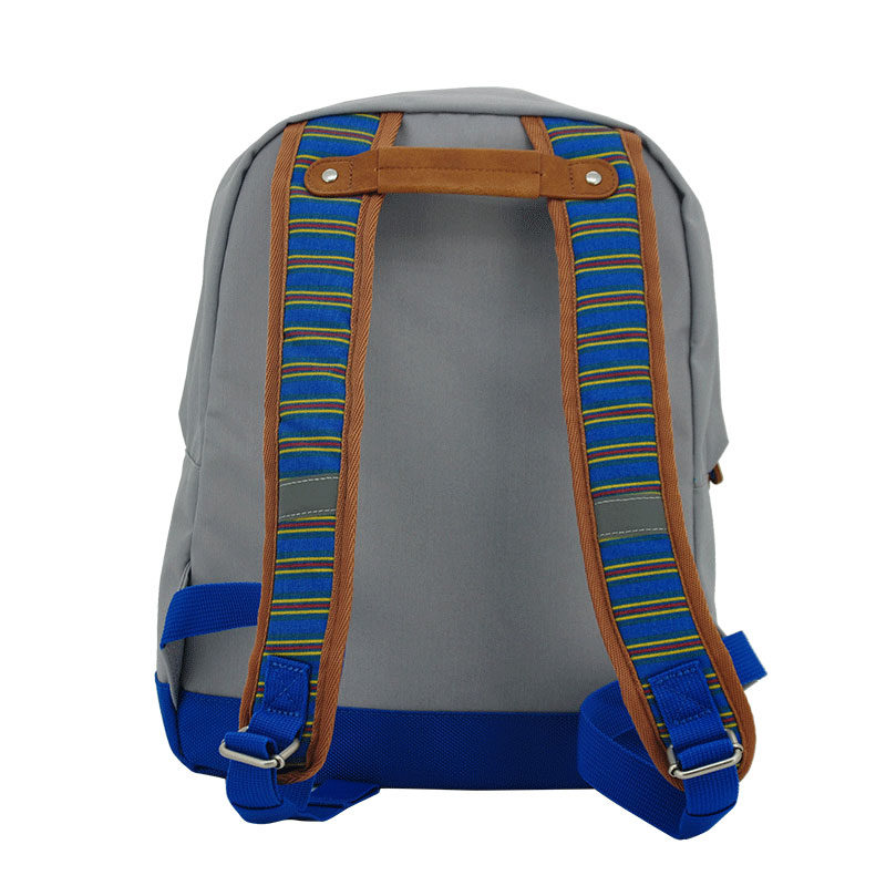 Cheap backpack with wheels for students (3)