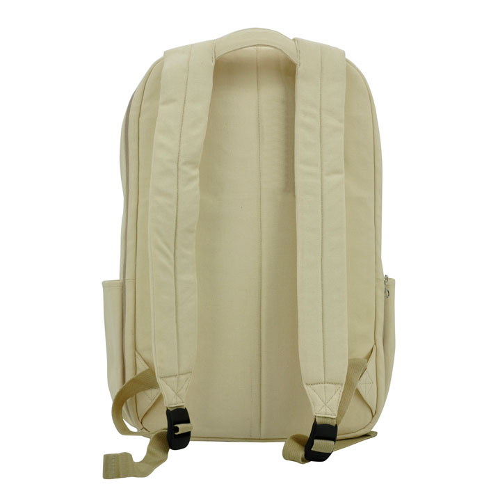 Best small hiking backpack for women hiking (2)